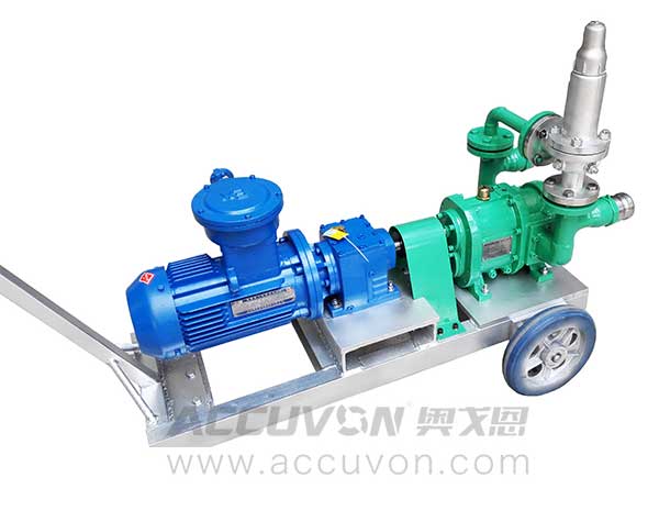 奧戈恩小型手推式移動泵車